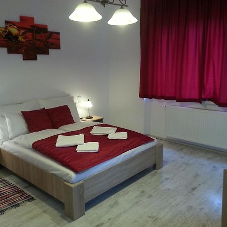 Downtown Apartment מישקולץ מראה חיצוני תמונה