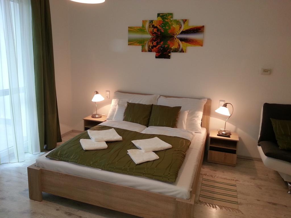 Downtown Apartment מישקולץ מראה חיצוני תמונה