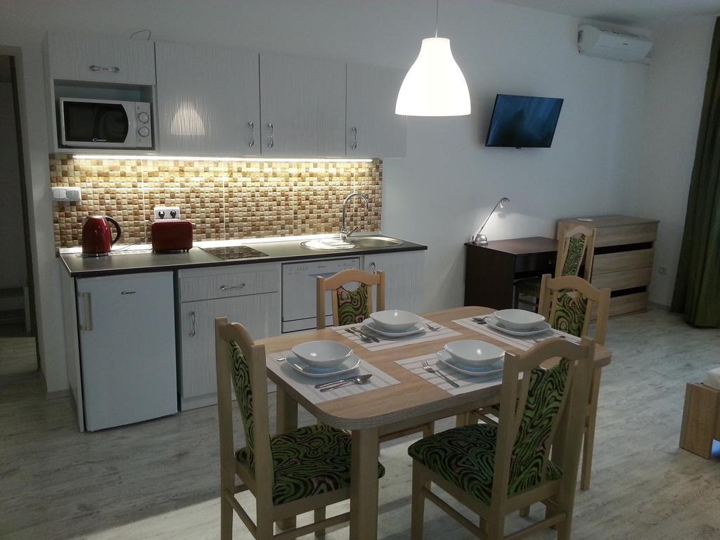 Downtown Apartment מישקולץ מראה חיצוני תמונה