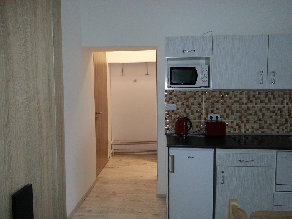 Downtown Apartment מישקולץ מראה חיצוני תמונה