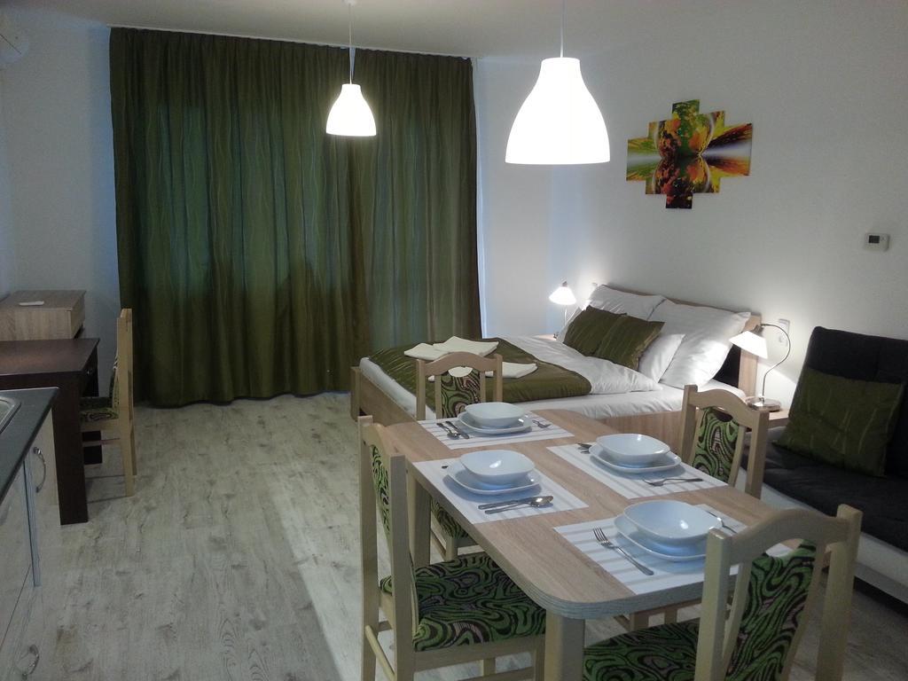 Downtown Apartment מישקולץ מראה חיצוני תמונה