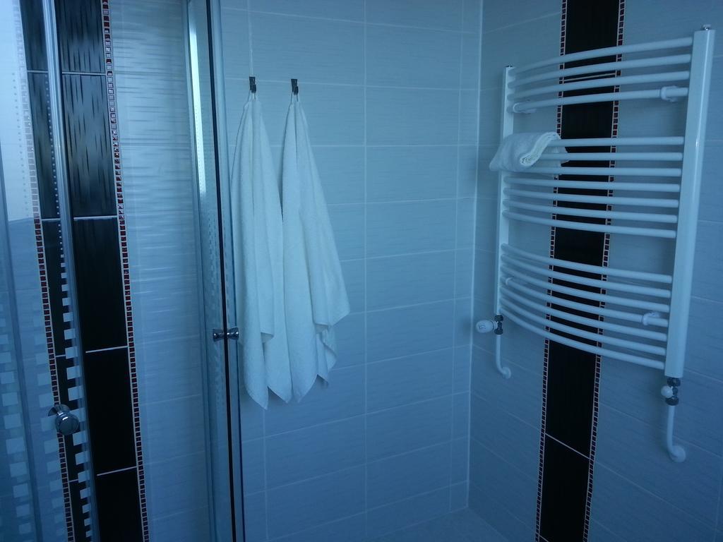 Downtown Apartment מישקולץ מראה חיצוני תמונה
