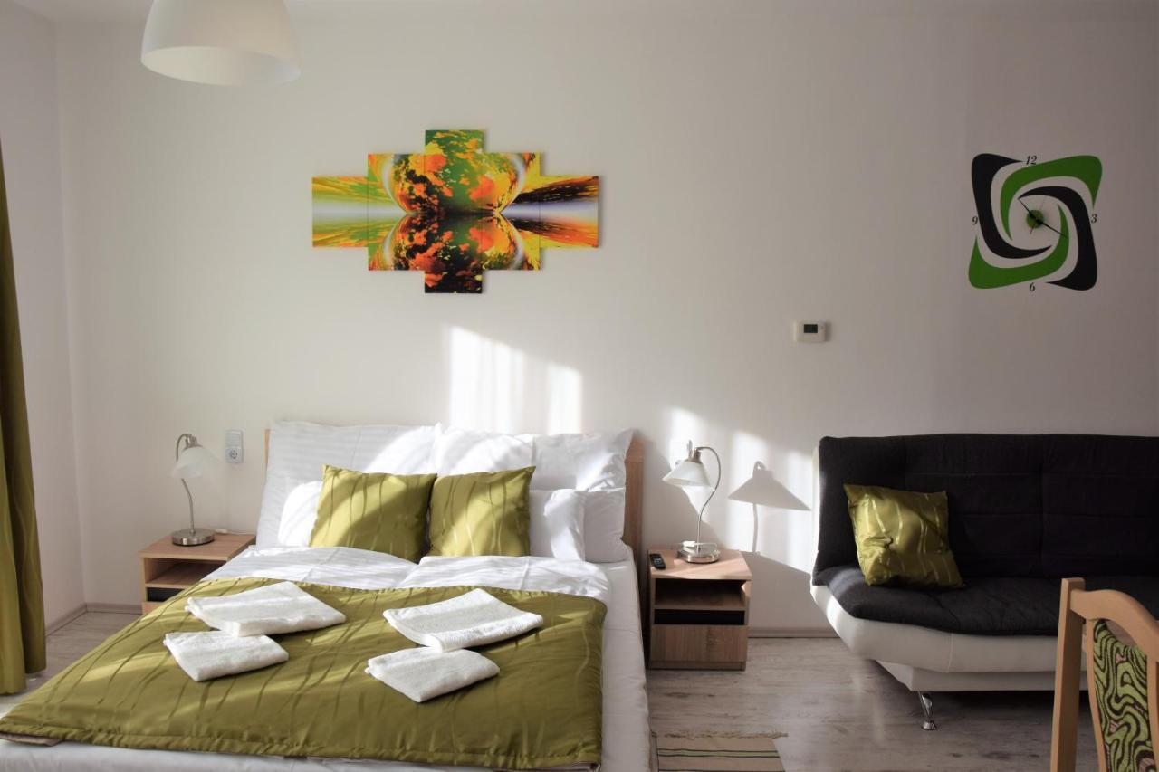 Downtown Apartment מישקולץ מראה חיצוני תמונה